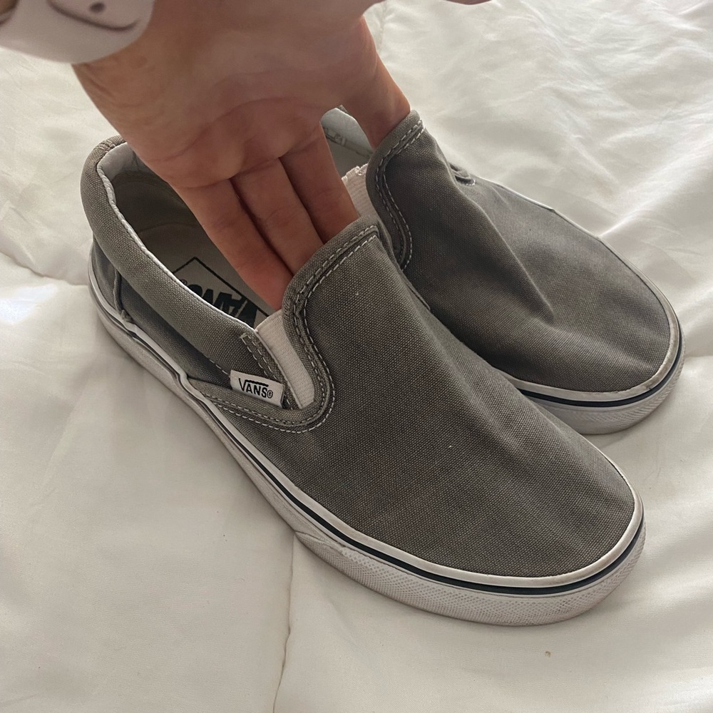 grey vans size 5.5